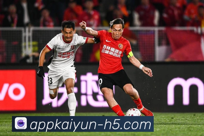伊斯梅利因伤病困扰赛场表现起伏分析与未来展望战术观察